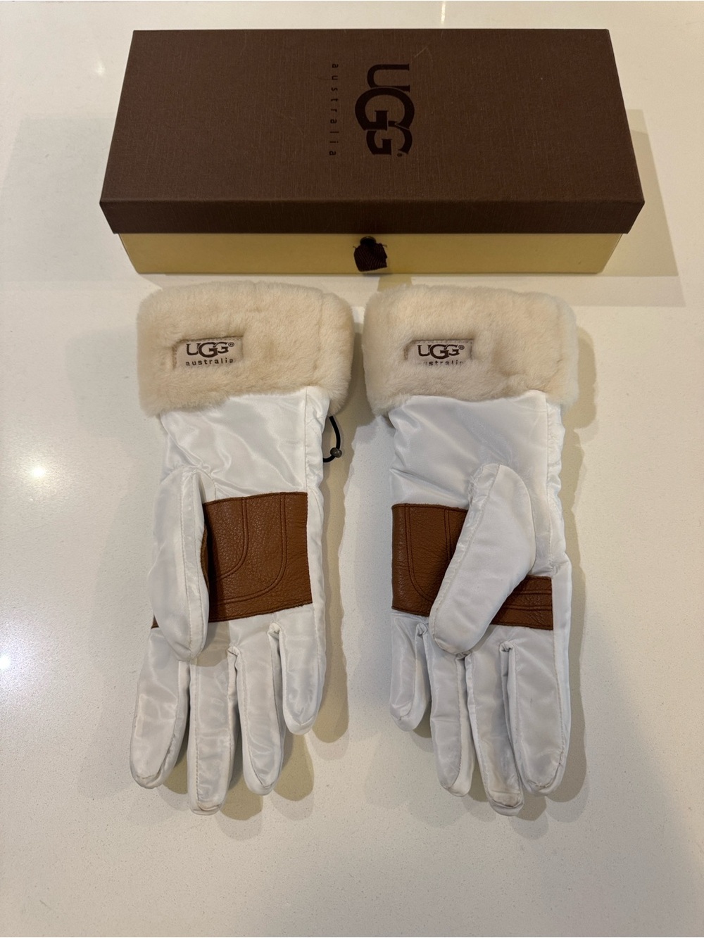 Women’s UGG White Gloves with Brown Leather Palm Panels